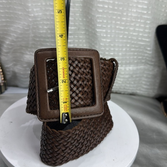 (H) Banana Republic Brown Genuine Leather vintage,Y2K Braided Belt, Size S